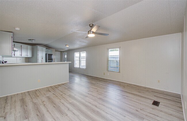 Photo - 13704 Lookout Ct