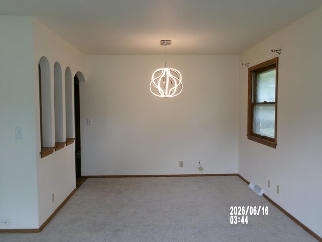 Photo - 18620 Midland Pl