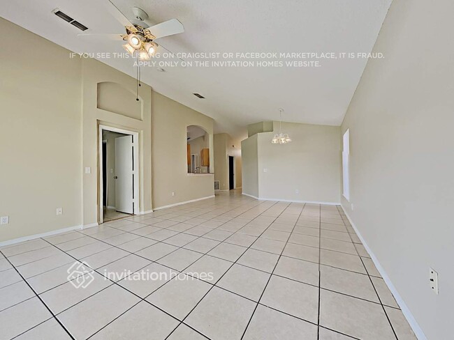 13205 Glenbarrow Ct