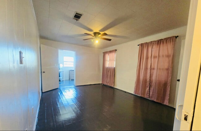 Photo - 8010 SE US Hwy 301 Unit 5B