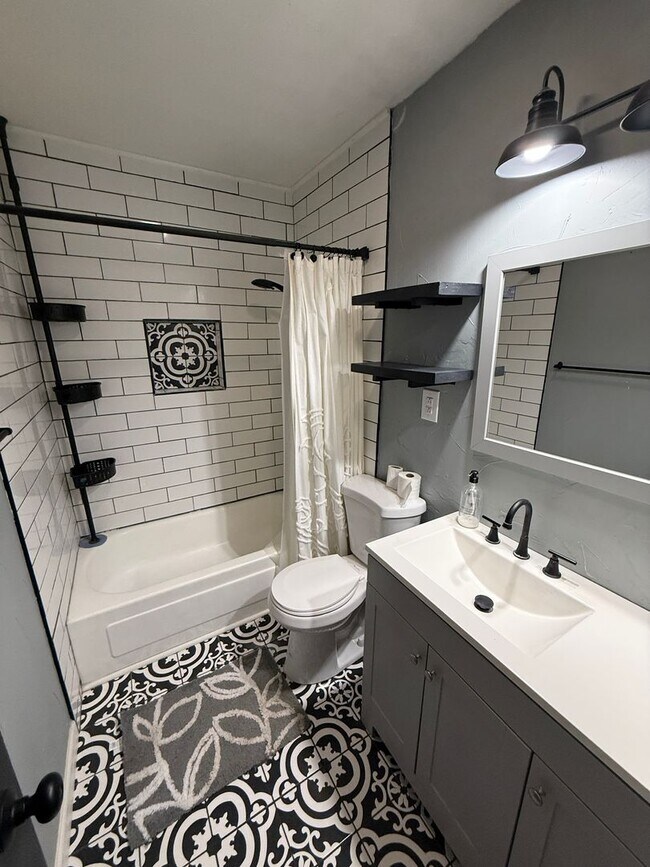 Photo - PRE LEASING for fall 2026! 4/2 by LCU!