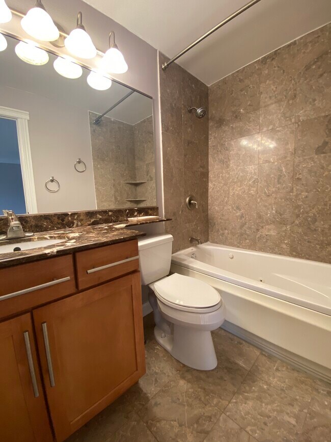 Photo - 2020 N Lincoln Park W Unit 17C