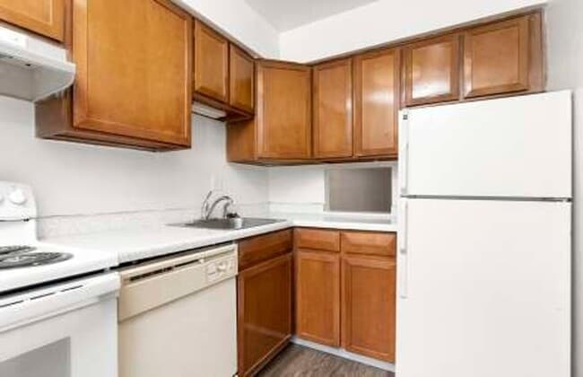 The Townhouse Apartment Homes