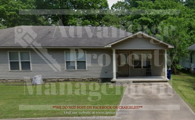 Building Photo - 1136 N Ash St Rental