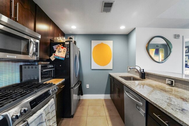 Photo - 800 Jackson St Unit 602