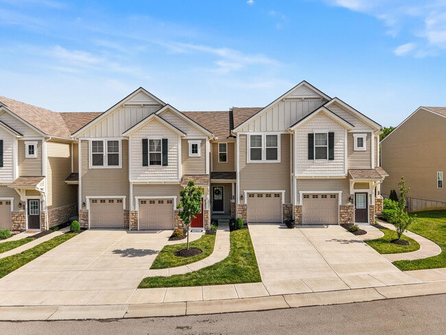 Building Photo - 624 Morven Park Dr