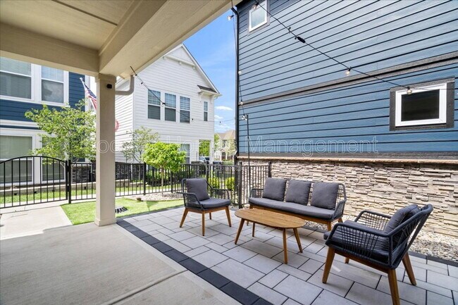 Photo - 9239 Hawley Dr