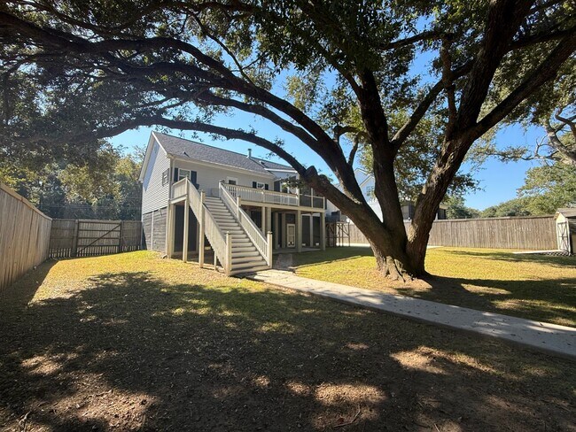 Photo - 3 Bedroom 2 Bath House in Lighthouse Point...