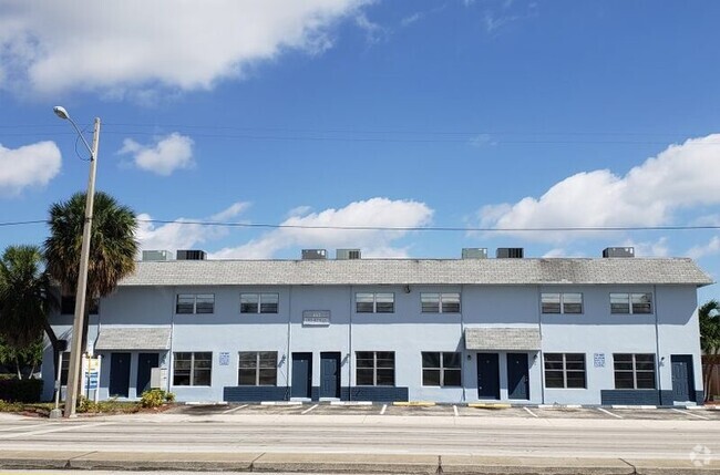 Building Photo - 1160 W Blue Heron Blvd Rental