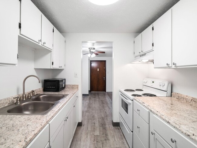 Walnut Circle Apartments