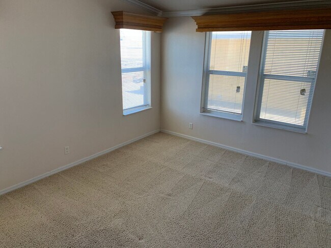 Photo - MOVE-IN READY!