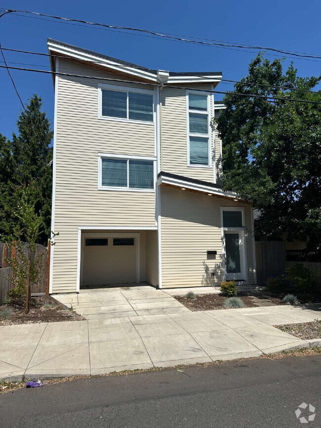 Building Photo - Beautiful 2023-construction, St. Johns Hom... Rental