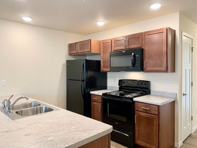 SCS Fox Point Apartment Community