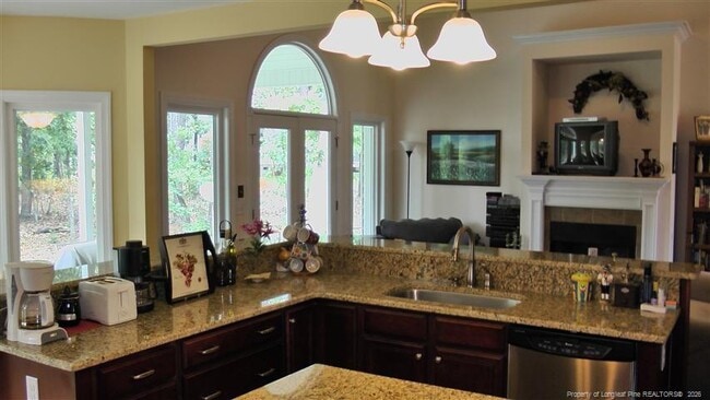 Photo - 158 Sherwood Ln