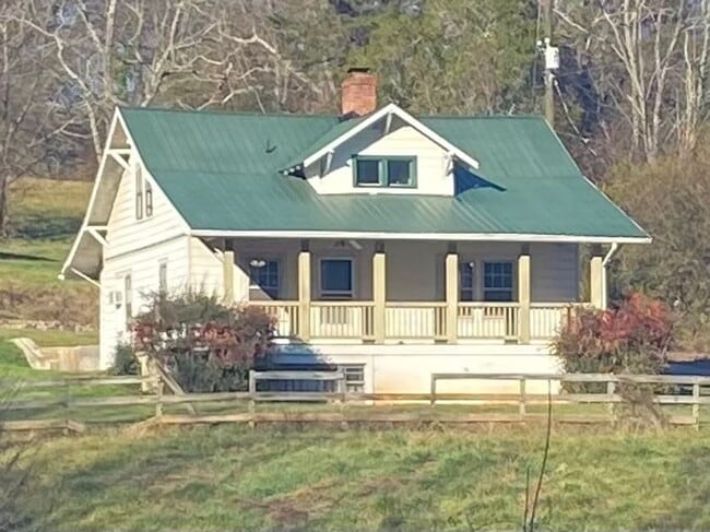 Photo - 9 McKinnish Cove Rd