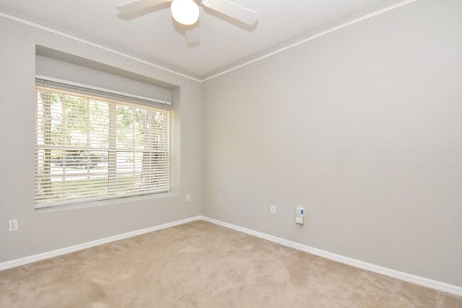 Photo - Capri Comfort with Style & Space – NW Gainesville