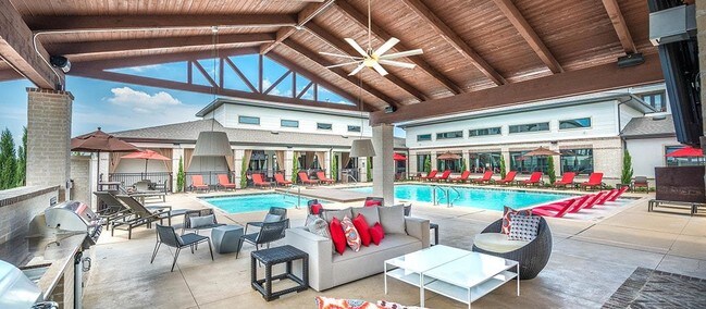 Photo - MAA Market Center