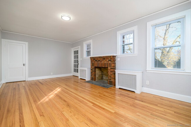 Photo - 58 Mayflower Ave Unit 1