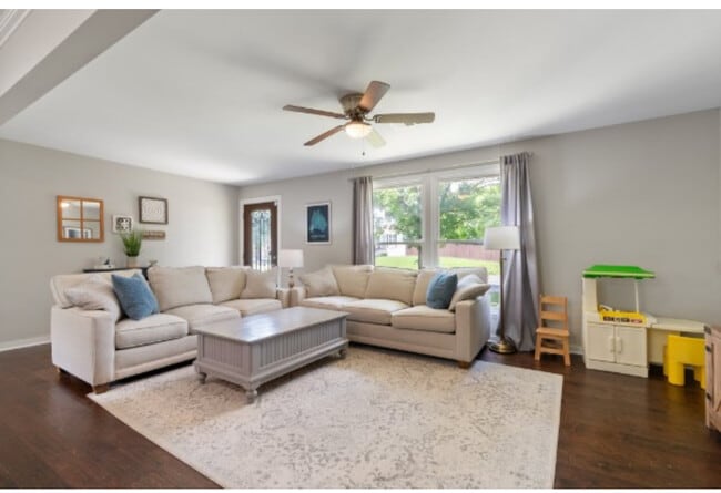 Photo - 113 Bart Dr