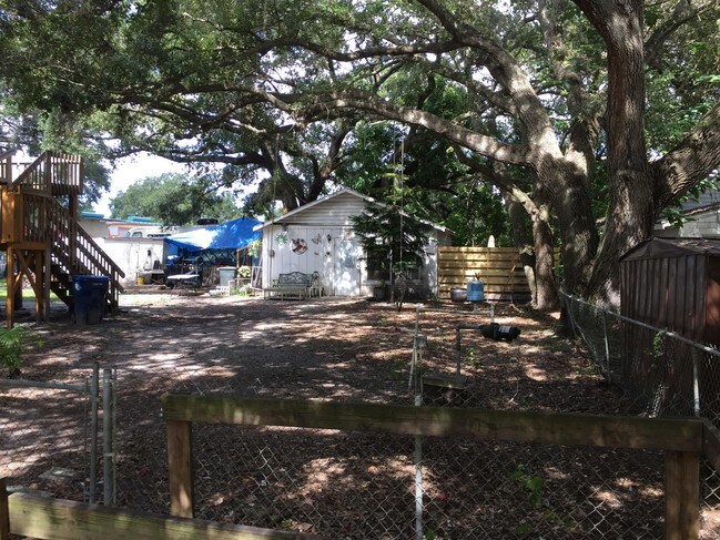 Photo - 1333 Idlewild Ct