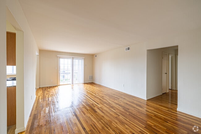 2BR, 1.5BA - 1,110SF - Two Bedroom Luxury - Livingroom