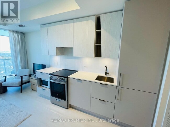 Photo - 3900 Confederation Pkwy Unit 3407