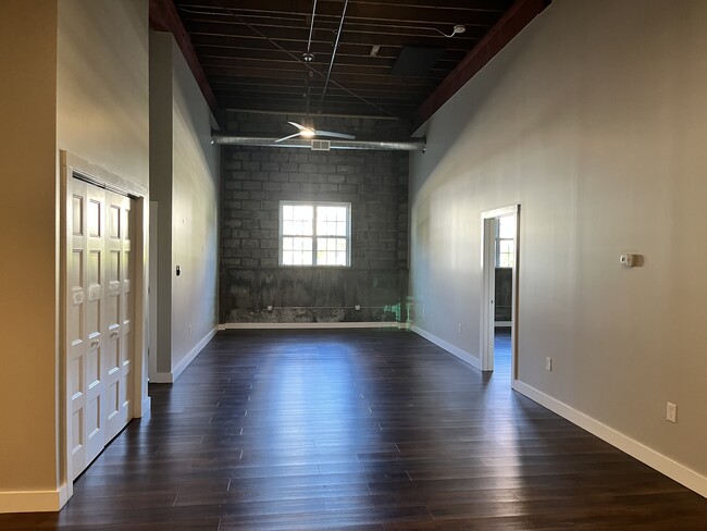 Building Photo - 108 Adams St Unit 230