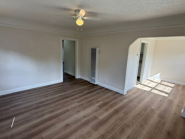 Photo - 143 Ladera Dr