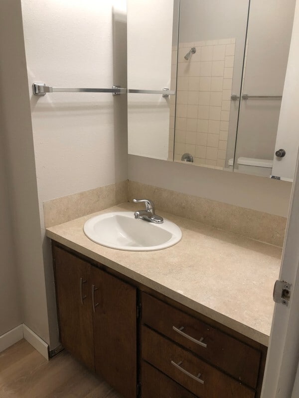 Photo - 1265 N 400 E