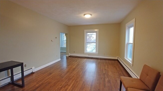 Photo - 136 Walnut St Unit 2