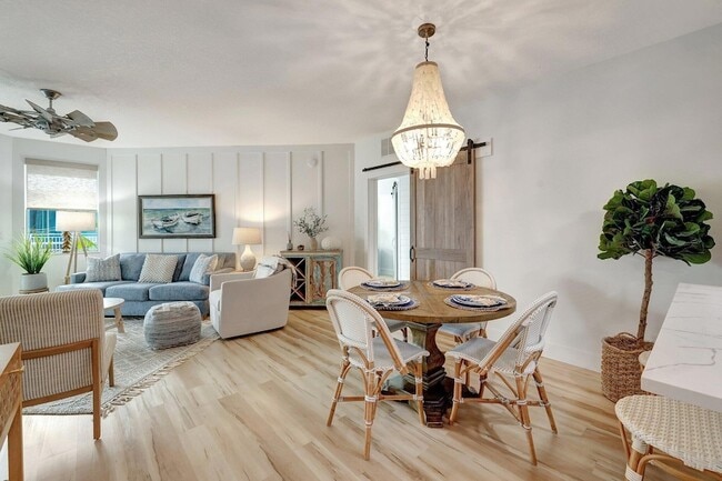 Photo - 875 NW Flagler Ave Unit 404