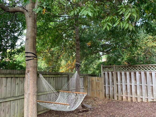 Photo - 1100 Coleman St