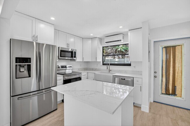 Photo - 1403 NE 13th St