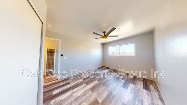 Photo - 2117 E 15th St