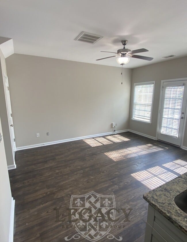 Photo - 616 Pippin Dr