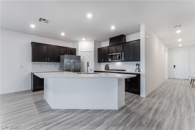 Building Photo - 3540 Vly Lily St