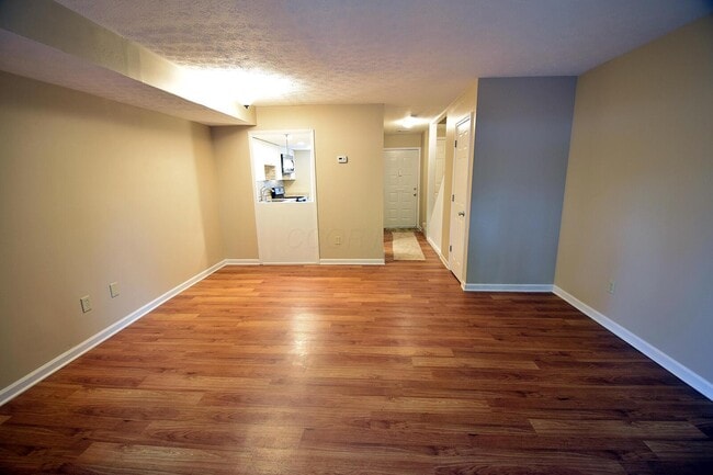 Photo - 20 King Arthur Ct Unit 20
