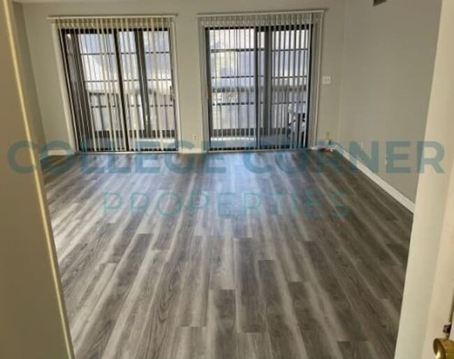 Photo - 130 Cedar Cove Ln