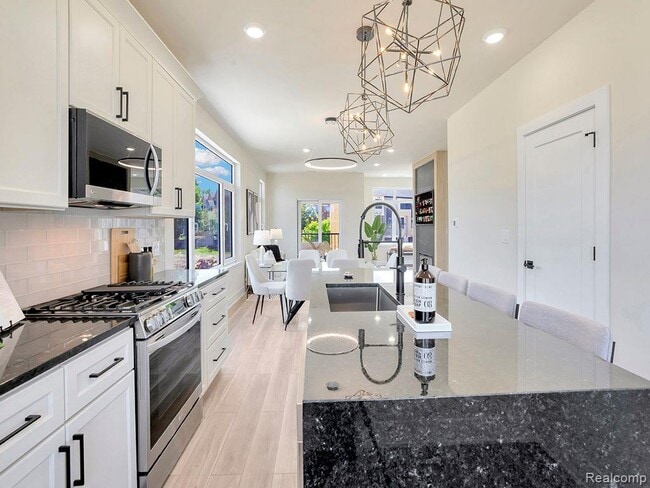 Photo - 741 Smart Town Dr