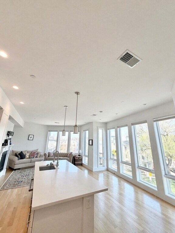 Photo - 283 Old Colony Ave Unit 3