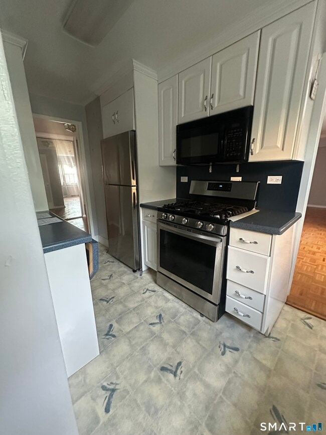 Building Photo - 31 Woodland St Unit 2k