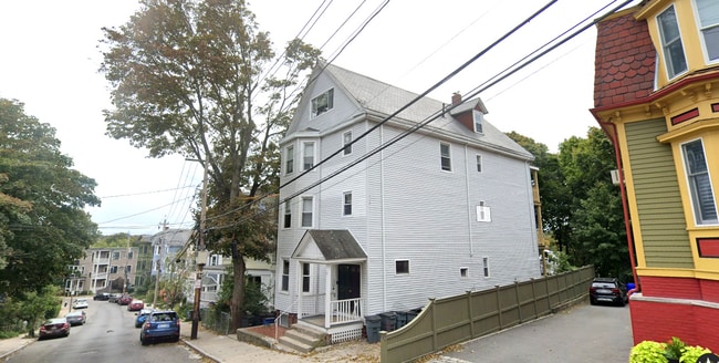 Photo - 99 Sheridan St