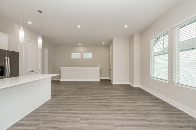 Photo - 8318 Curry Rd