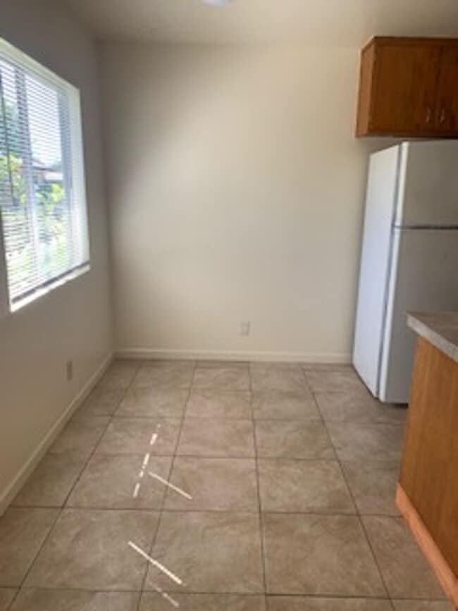 Photo - 204 N O St Unidad D