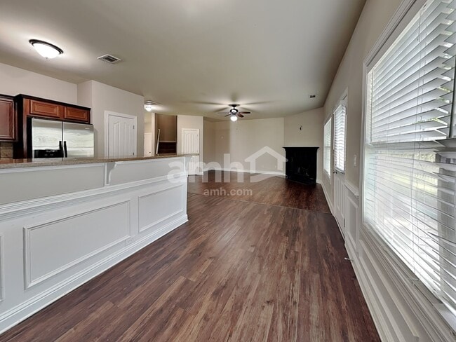 Photo - 5203 Catrina Way