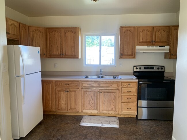 Photo - 1207 E Bradley St