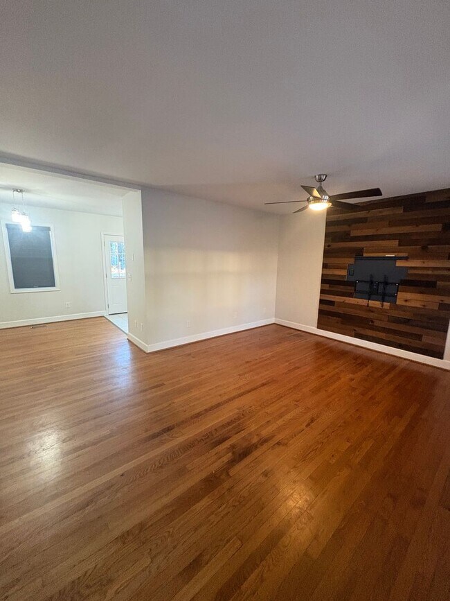 Photo - 1414 Ashburton Rd