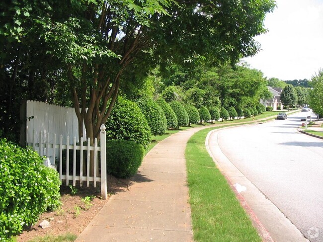 Building Photo - 2253 Charleston Pointe SE Rental