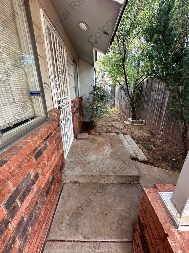 Photo - 801 N Walnut St Unit A