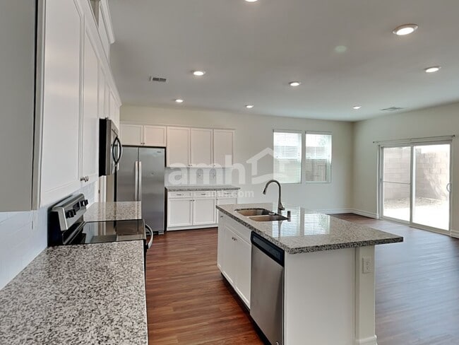 Photo - 6106 W Haleh Ave